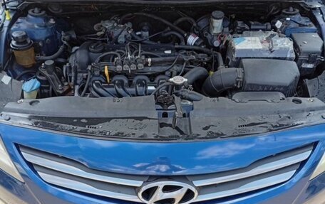 Hyundai Solaris II рестайлинг, 2015 год, 650 000 рублей, 1 фотография