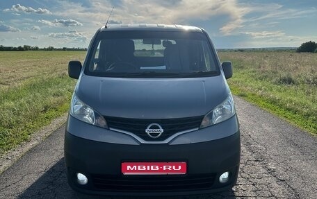 Nissan NV200, 2011 год, 1 250 000 рублей, 1 фотография