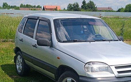 Chevrolet Niva I рестайлинг, 2004 год, 300 000 рублей, 8 фотография