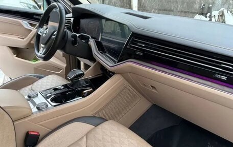 Volkswagen Touareg III, 2019 год, 6 200 000 рублей, 7 фотография