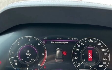 Volkswagen Touareg III, 2019 год, 6 200 000 рублей, 3 фотография