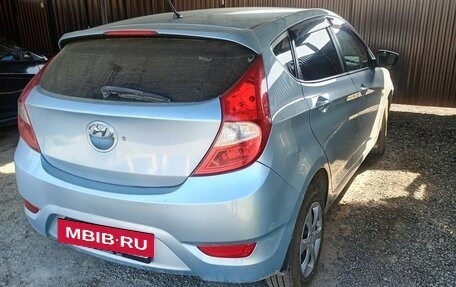 Hyundai Solaris II рестайлинг, 2013 год, 770 000 рублей, 2 фотография