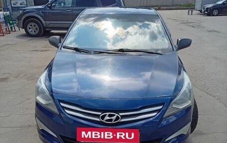 Hyundai Solaris II рестайлинг, 2015 год, 650 000 рублей, 5 фотография