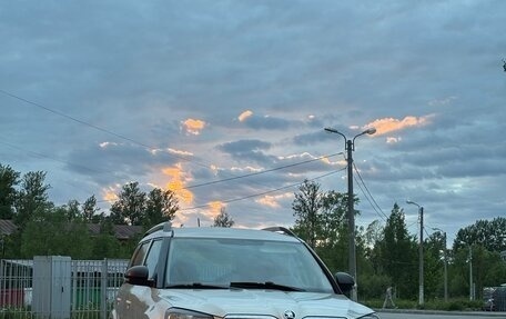 Skoda Yeti I рестайлинг, 2015 год, 900 000 рублей, 2 фотография