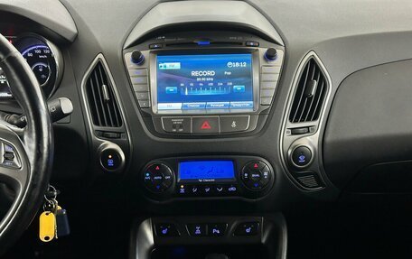 Hyundai ix35 I рестайлинг, 2013 год, 1 400 000 рублей, 7 фотография