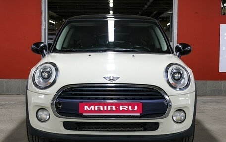 MINI Hatch, 2016 год, 1 399 000 рублей, 3 фотография