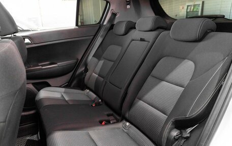 KIA Sportage IV рестайлинг, 2019 год, 2 299 000 рублей, 12 фотография