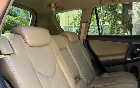 Toyota RAV4, 2011 год, 1 499 000 рублей, 14 фотография