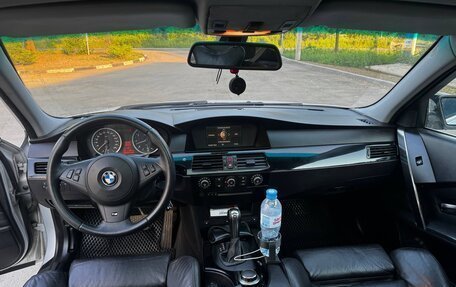 BMW 5 серия, 2003 год, 850 000 рублей, 8 фотография