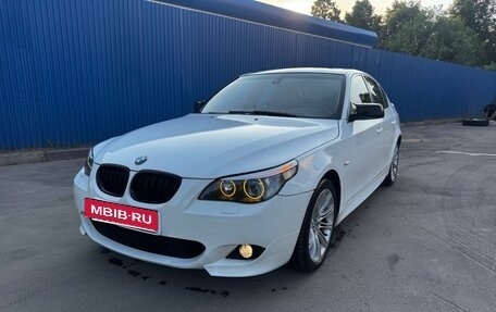 BMW 5 серия, 2003 год, 850 000 рублей, 3 фотография