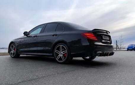 Mercedes-Benz E-Класс, 2018 год, 2 790 000 рублей, 14 фотография