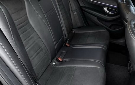 Mercedes-Benz E-Класс, 2018 год, 2 790 000 рублей, 20 фотография