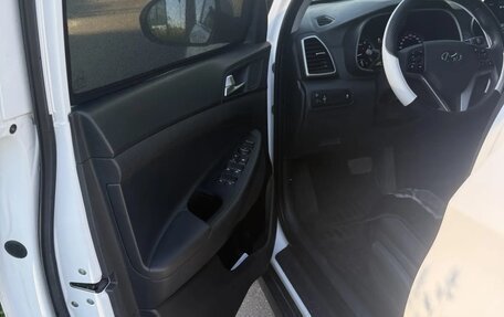 Hyundai Tucson III, 2020 год, 2 200 000 рублей, 14 фотография
