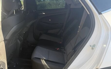 Hyundai Tucson III, 2020 год, 2 200 000 рублей, 18 фотография