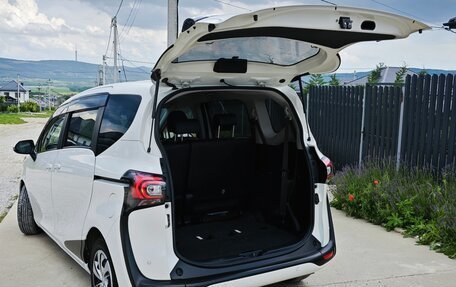 Toyota Sienta II, 2019 год, 1 610 000 рублей, 16 фотография