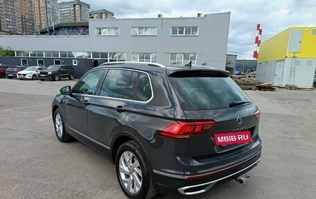 Volkswagen Tiguan II, 2022 год, 2 959 000 рублей, 5 фотография