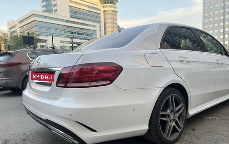 Mercedes-Benz E-Класс, 2015 год, 2 000 000 рублей, 3 фотография