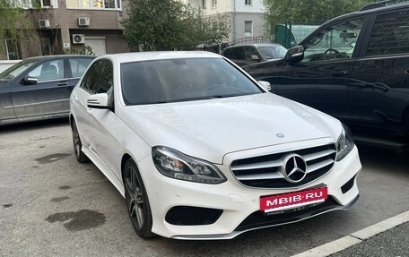 Mercedes-Benz E-Класс, 2015 год, 2 000 000 рублей, 4 фотография