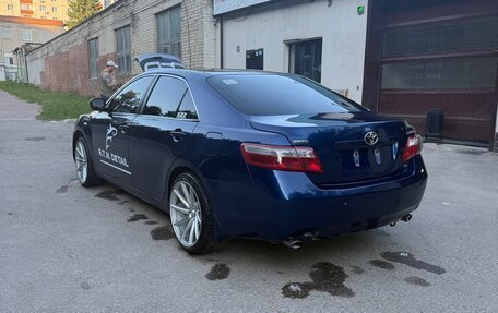Toyota Camry, 2008 год, 1 150 000 рублей, 4 фотография