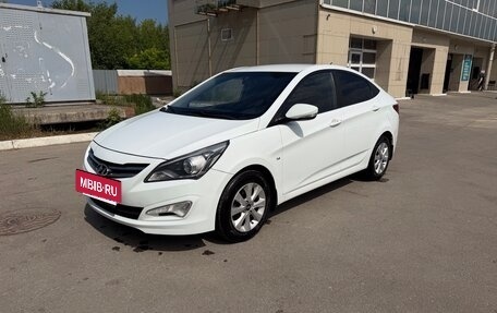 Hyundai Solaris II рестайлинг, 2016 год, 1 100 000 рублей, 2 фотография