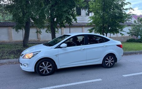 Hyundai Solaris II рестайлинг, 2016 год, 1 100 000 рублей, 2 фотография