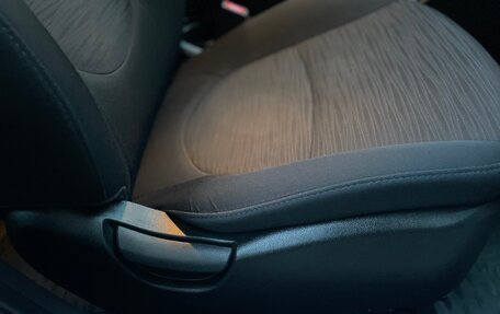 Hyundai Solaris II рестайлинг, 2016 год, 1 100 000 рублей, 11 фотография