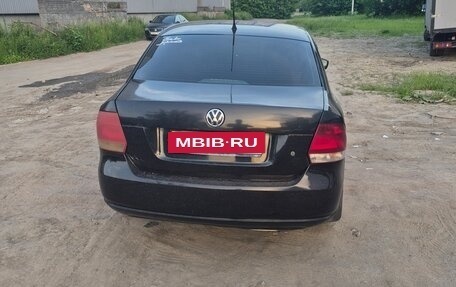 Volkswagen Polo VI (EU Market), 2011 год, 330 000 рублей, 4 фотография