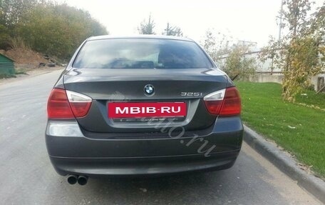 BMW 3 серия, 2006 год, 550 000 рублей, 3 фотография
