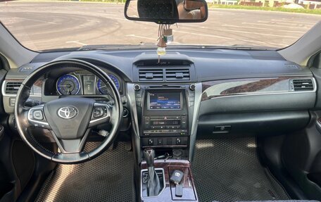 Toyota Camry, 2016 год, 1 950 000 рублей, 14 фотография
