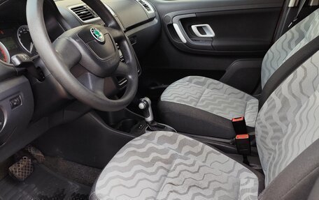 Skoda Fabia II, 2009 год, 420 000 рублей, 7 фотография