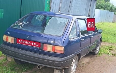 ИЖ 2126 «Ода», 2002 год, 160 000 рублей, 2 фотография