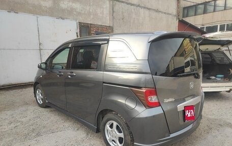 Honda Freed I, 2011 год, 1 100 000 рублей, 1 фотография