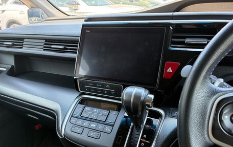 Honda Stepwgn IV, 2020 год, 1 814 000 рублей, 23 фотография