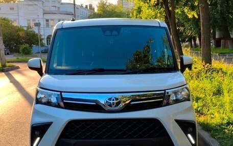 Toyota Roomy I, 2021 год, 1 075 000 рублей, 4 фотография