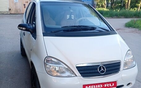 Mercedes-Benz A-Класс, 1998 год, 300 000 рублей, 2 фотография
