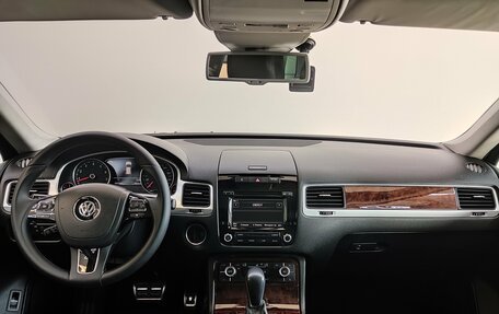 Volkswagen Touareg III, 2013 год, 2 415 000 рублей, 9 фотография