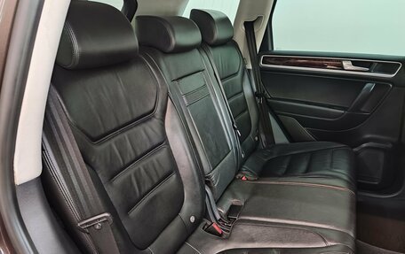 Volkswagen Touareg III, 2013 год, 2 415 000 рублей, 25 фотография