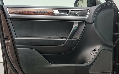 Volkswagen Touareg III, 2013 год, 2 415 000 рублей, 36 фотография