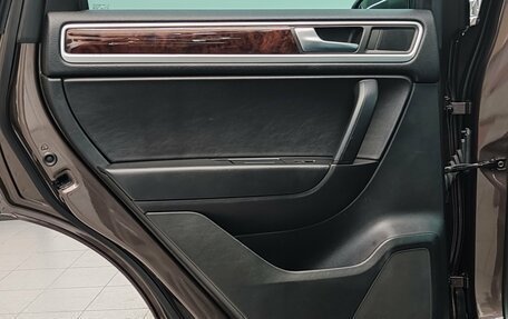 Volkswagen Touareg III, 2013 год, 2 415 000 рублей, 38 фотография
