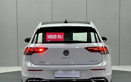 Volkswagen Golf VIII, 2022 год, 1 700 000 рублей, 4 фотография