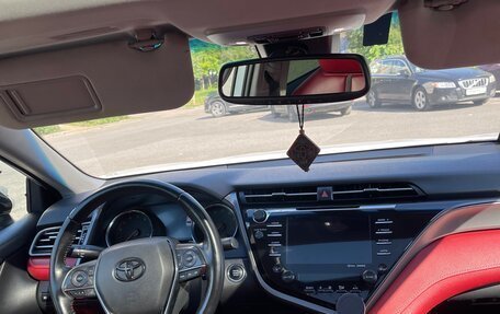 Toyota Camry, 2018 год, 2 245 000 рублей, 14 фотография
