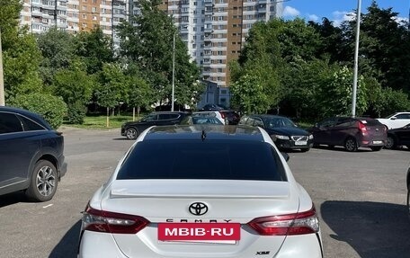 Toyota Camry, 2018 год, 2 245 000 рублей, 8 фотография