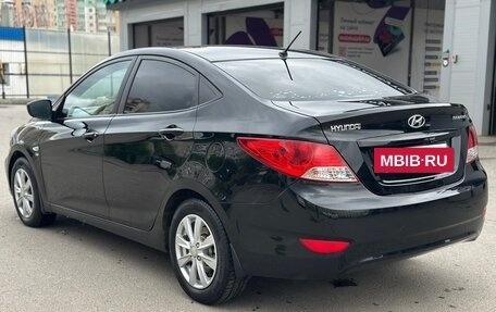 Hyundai Solaris II рестайлинг, 2013 год, 725 000 рублей, 7 фотография