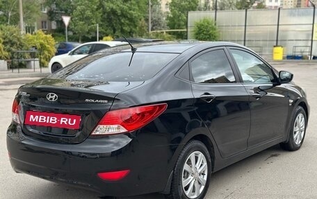 Hyundai Solaris II рестайлинг, 2013 год, 725 000 рублей, 5 фотография
