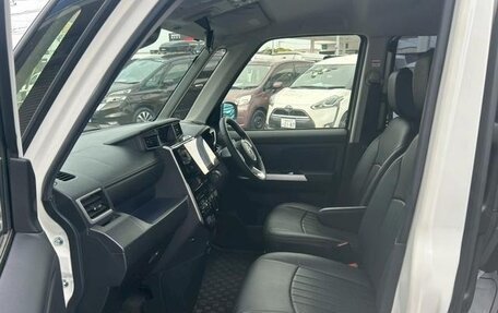 Toyota Roomy I, 2021 год, 900 000 рублей, 15 фотография