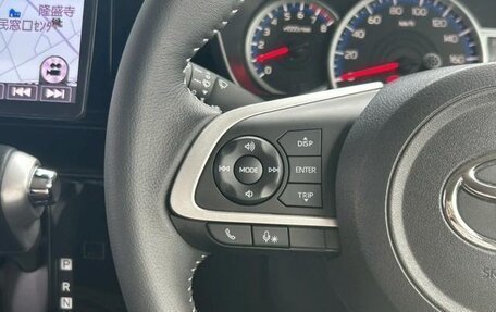 Toyota Roomy I, 2021 год, 900 000 рублей, 16 фотография