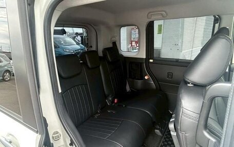 Toyota Roomy I, 2021 год, 900 000 рублей, 27 фотография