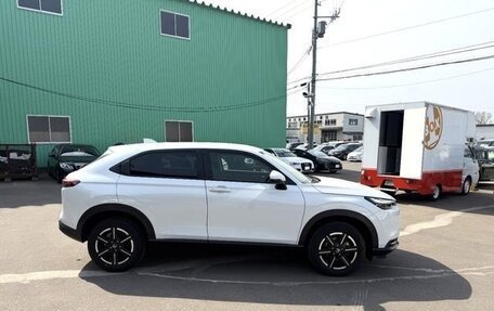 Honda Vezel, 2023 год, 2 120 000 рублей, 4 фотография