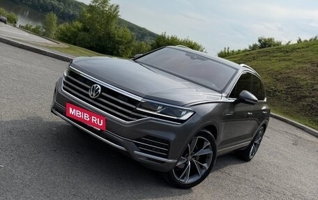 Volkswagen Touareg III, 2020 год, 4 200 000 рублей, 1 фотография