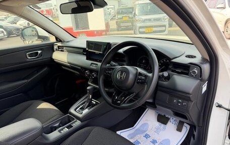 Honda Vezel, 2023 год, 2 120 000 рублей, 20 фотография